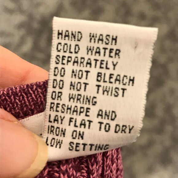 Sexy pink heathered low-cut knit cotton sweater with button detailing, L - Picture 4 of 4